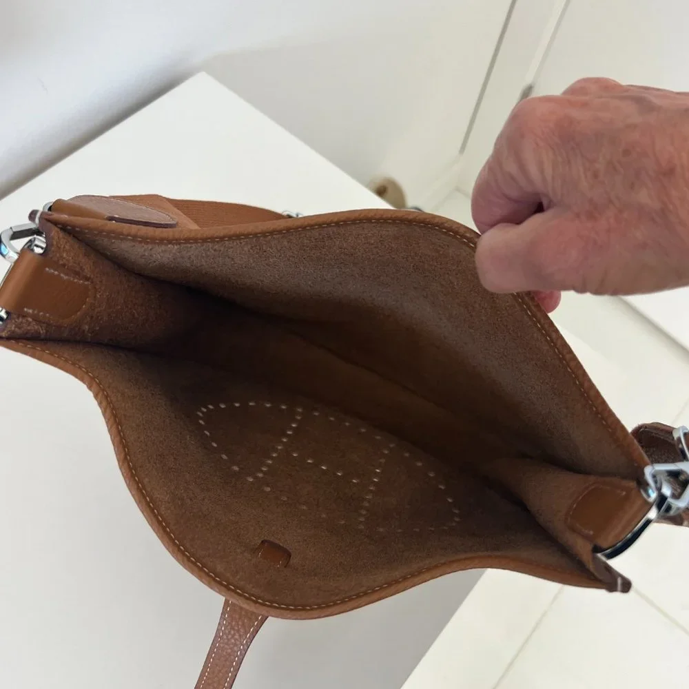 Evelyne III PM Gold Clemence Bag w/ Silver Hardware - Picture 15 of 16